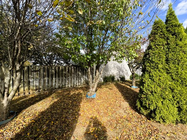 17702 Windwood Circle, Westfield, IN 46074