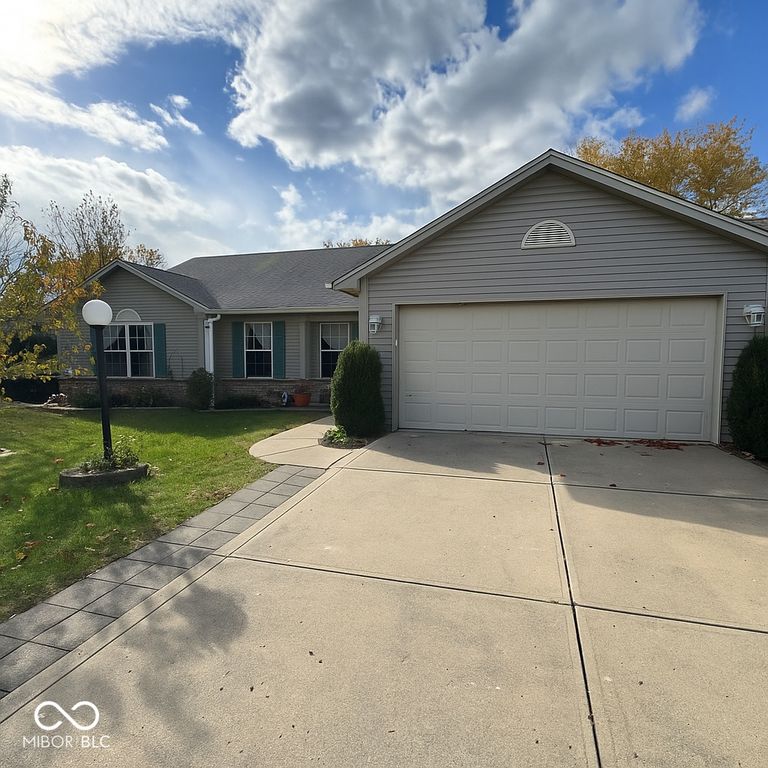 17702 Windwood Circle, Westfield, IN 46074
