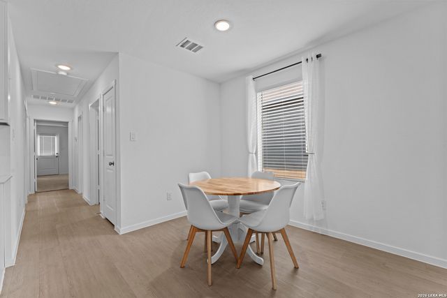 3754 GLADE, San Antonio, TX 78245