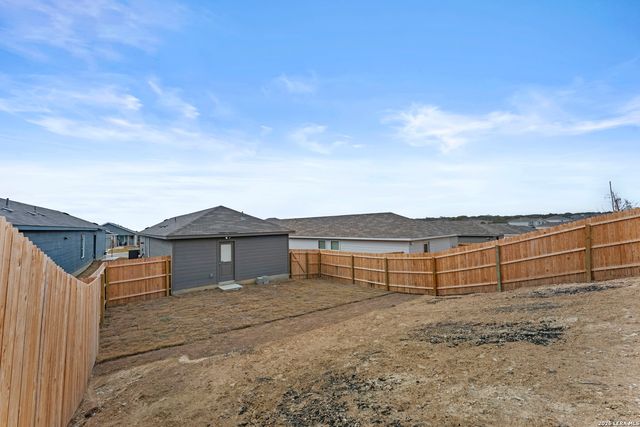 3754 GLADE, San Antonio, TX 78245