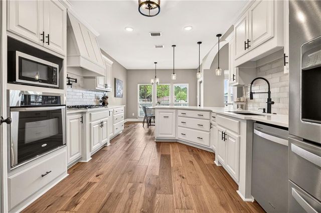9070 Dawes Creek Drive, Theodore, AL 36582