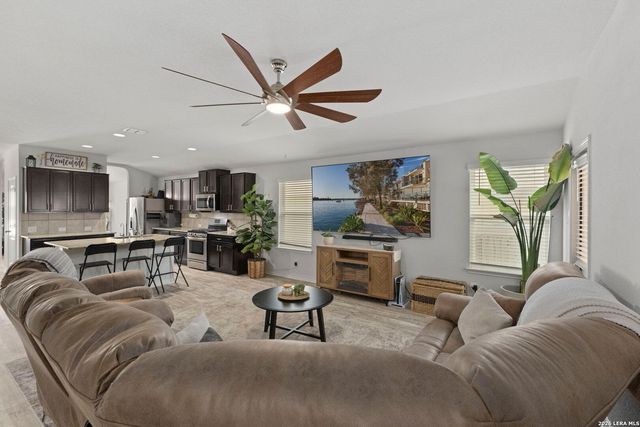 6023 Akin Quay, San Antonio, TX 78261