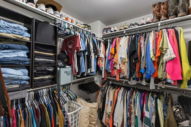 6023 Akin Quay, San Antonio, TX 78261