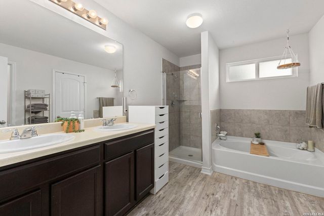 6023 Akin Quay, San Antonio, TX 78261