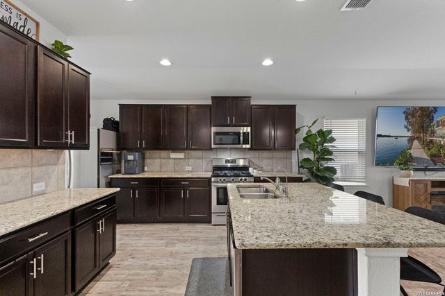 6023 Akin Quay, San Antonio, TX 78261