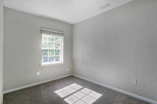 615 W Atlantic Street, Springfield, MO 65803