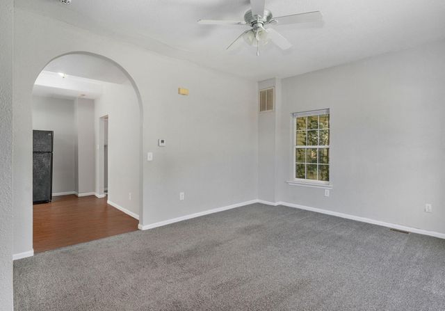 615 W Atlantic Street, Springfield, MO 65803