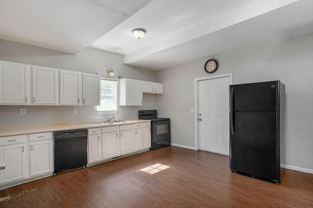 615 W Atlantic Street, Springfield, MO 65803