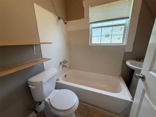 7301 Avenue L, Houston, TX 77011
