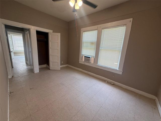 7301 Avenue L, Houston, TX 77011