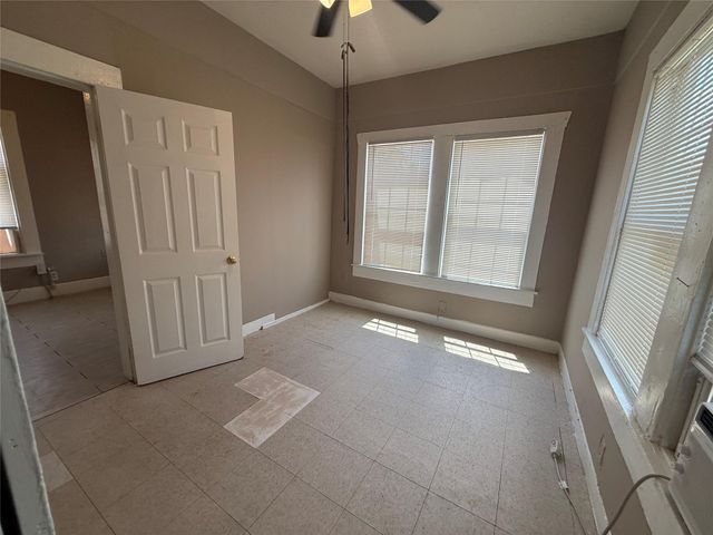 7301 Avenue L, Houston, TX 77011