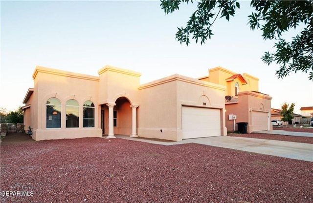 304 Jim Hofher Place, Horizon City, TX 79928