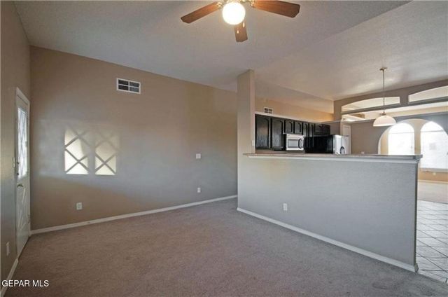 304 Jim Hofher Place, Horizon City, TX 79928