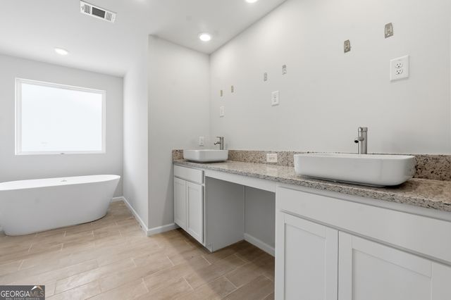 718 Lipizzan Trace, Hogansville, GA 30230