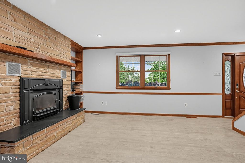 81 BLUE JAY RD, CHALFONT, PA 18914 — photo 5