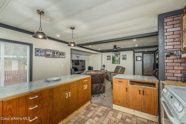 653 W Wyoming AVE, Hayden, ID 83835