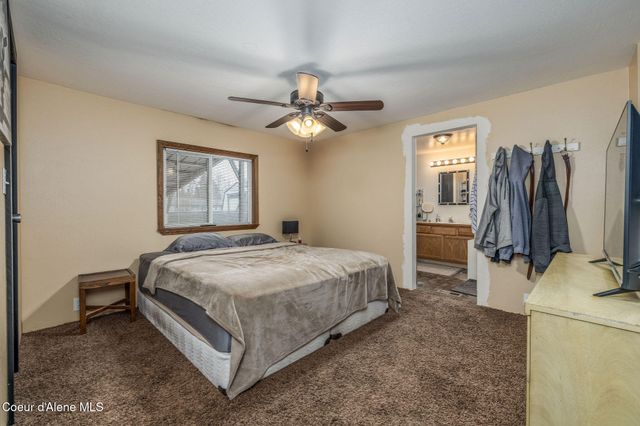 653 W Wyoming AVE, Hayden, ID 83835