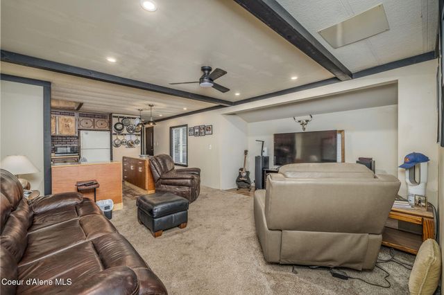 653 W Wyoming AVE, Hayden, ID 83835