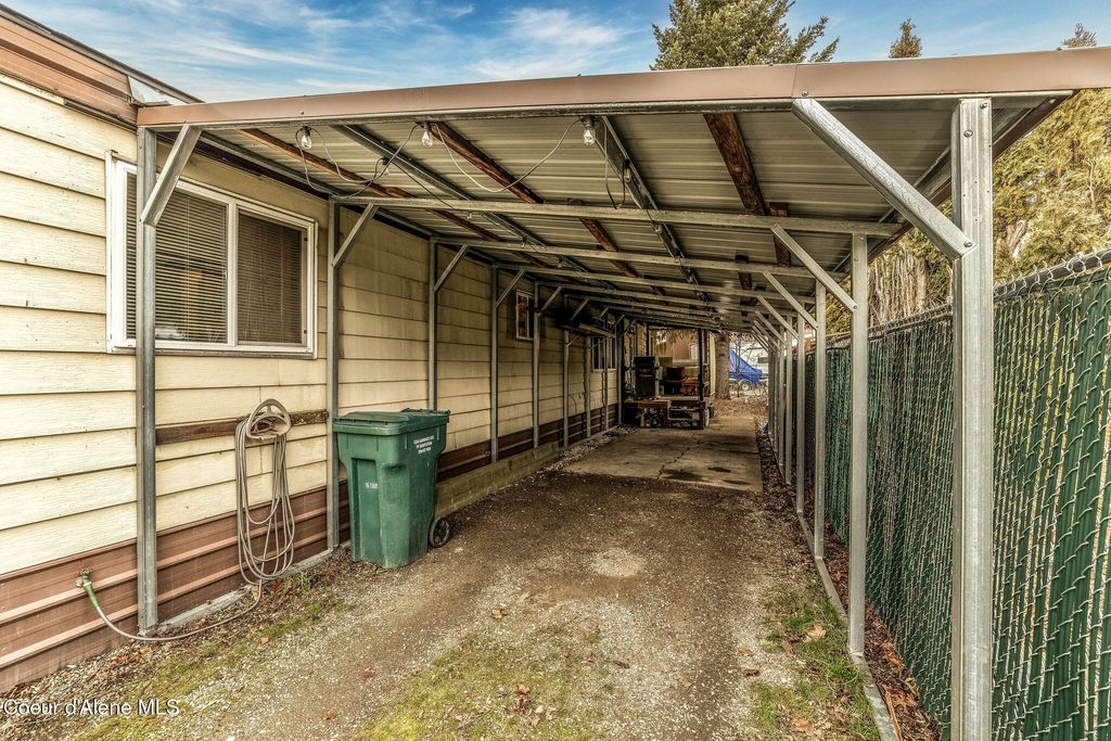 653 W Wyoming AVE, Hayden, ID 83835 photo 4