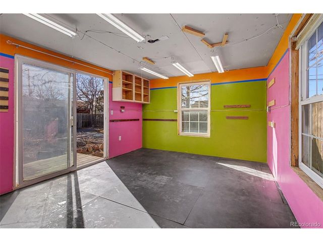 2055 Syracuse St, Denver, CO 80207