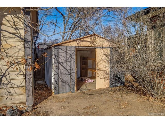 2055 Syracuse St, Denver, CO 80207