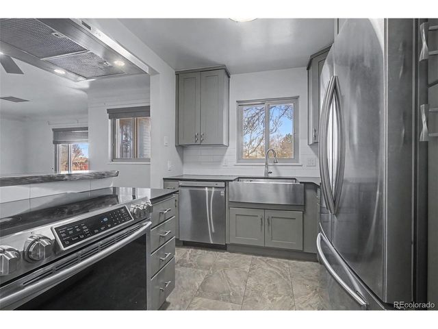 2055 Syracuse St, Denver, CO 80207