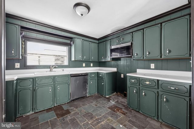 159 WALNUT LN, Buena, NJ 08310