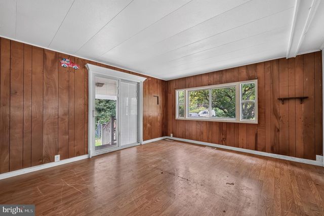 159 WALNUT LN, Buena, NJ 08310
