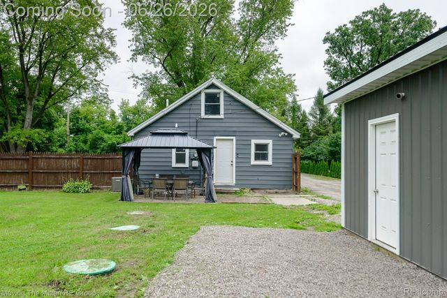 14220 Martinsville Road, Van Buren Charter Township, MI 48111