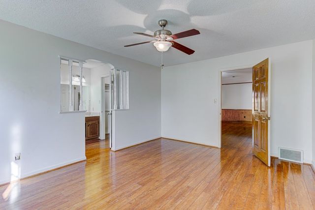 4003 LUCINDA CV, Memphis, TN 38125