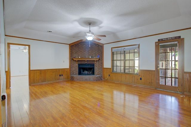 4003 LUCINDA CV, Memphis, TN 38125