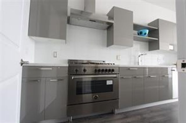 1211 Caroline Street 1104, Houston, TX 77002