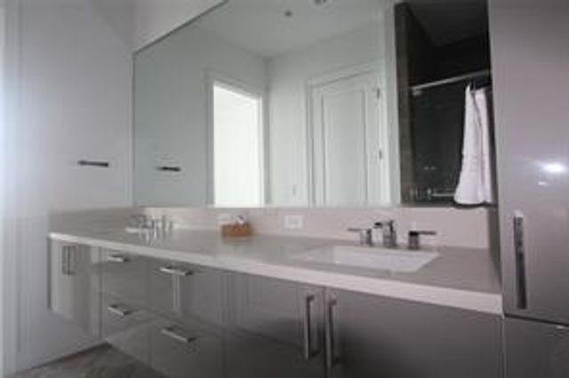1211 Caroline Street 1104, Houston, TX 77002