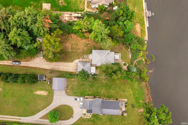 56040 River Heights, Elkhart, IN 46516