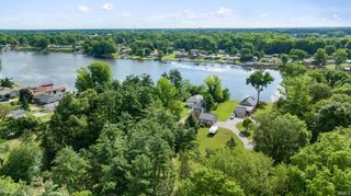56040 River Heights, Elkhart, IN 46516