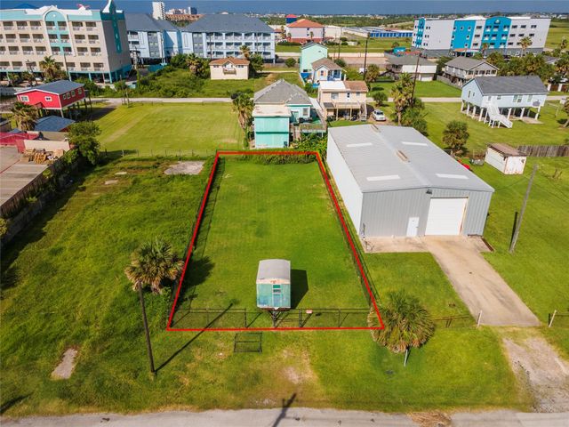 3619 Yale Street, Galveston, TX 77554