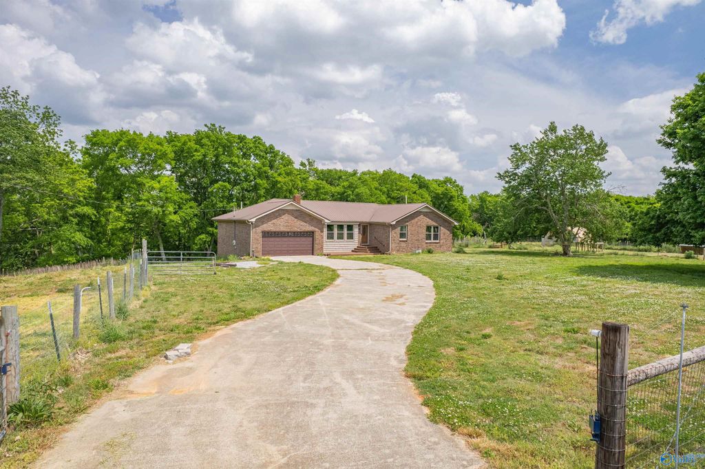 239 Henry Bayless Road, Ardmore, TN 38449
