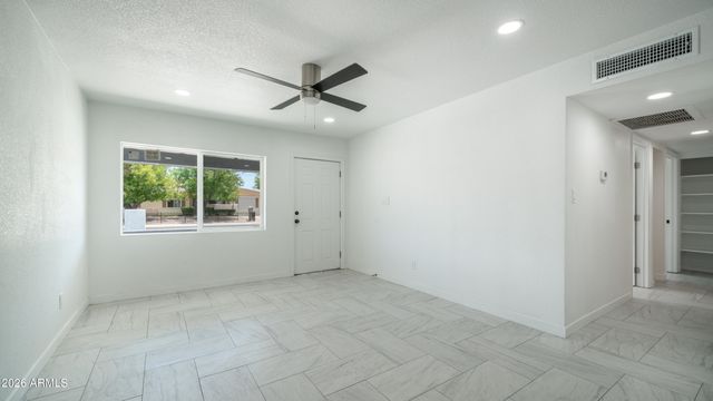 18218 N 33RD Drive, Phoenix, AZ 85053