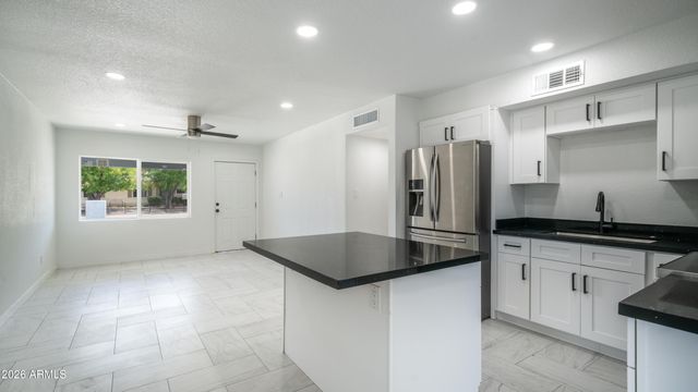 18218 N 33RD Drive, Phoenix, AZ 85053