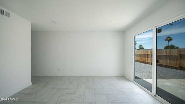 18218 N 33RD Drive, Phoenix, AZ 85053