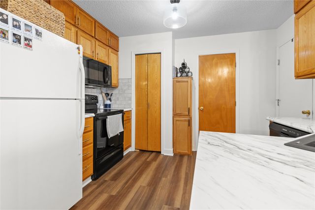 1311 SE Delaware Avenue 3, Ankeny, IA 50021