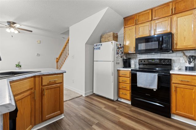 1311 SE Delaware Avenue 3, Ankeny, IA 50021