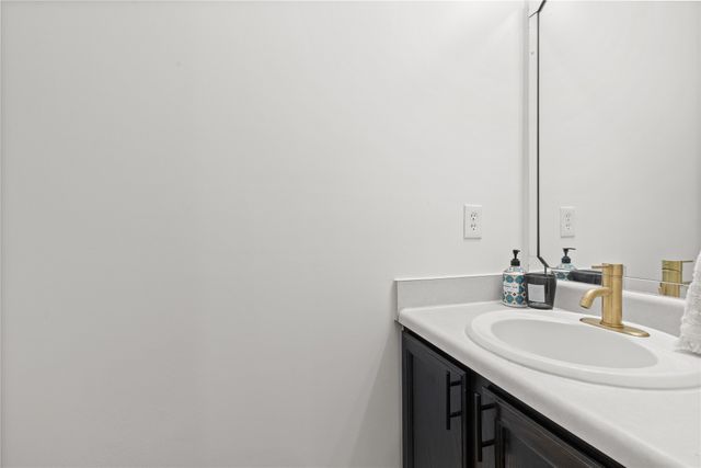 1311 SE Delaware Avenue 3, Ankeny, IA 50021