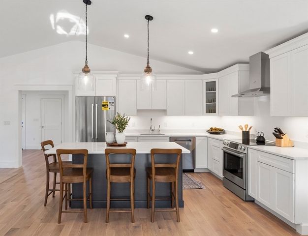 46 Sandwich Road 8, Plymouth, MA 02360