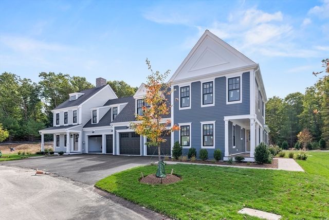 46 Sandwich Road 8, Plymouth, MA 02360