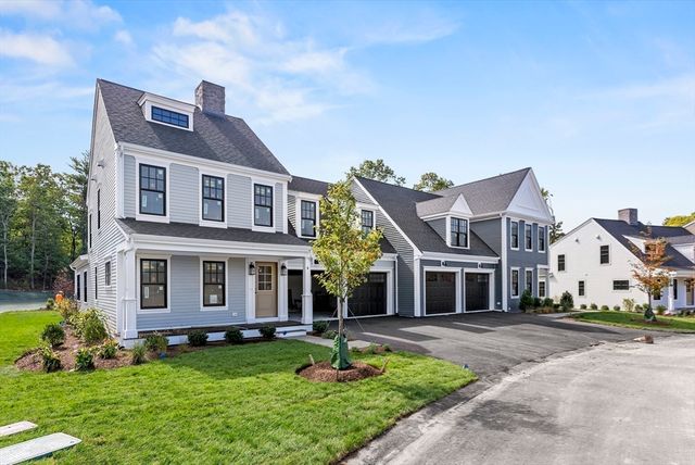 46 Sandwich Road 8, Plymouth, MA 02360