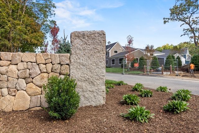 46 Sandwich Road 8, Plymouth, MA 02360