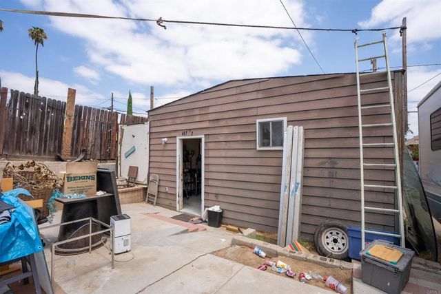 467 W G St, Colton, CA 92324