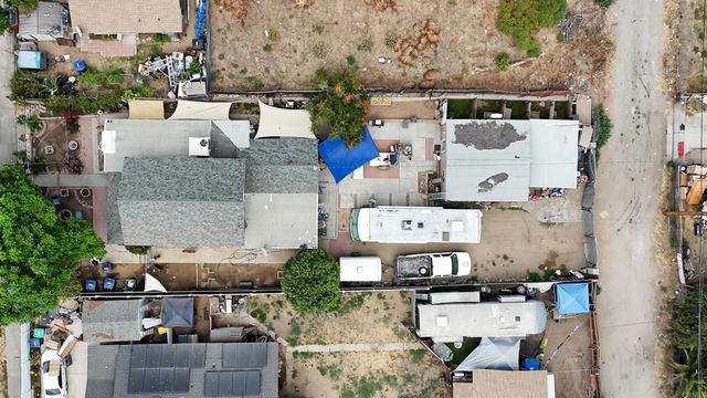 467 W G St, Colton, CA 92324