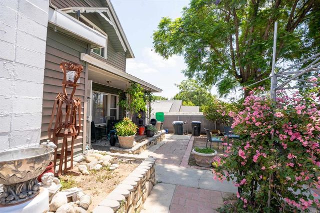 467 W G St, Colton, CA 92324